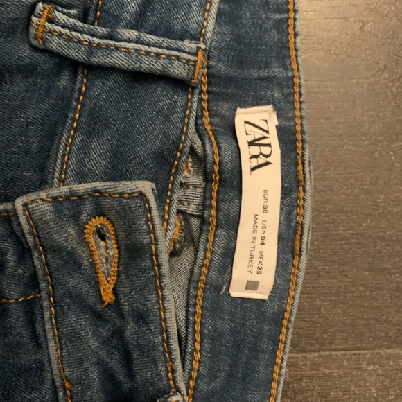Zara Jeans - Picture 2 of 2